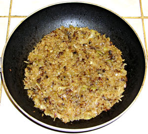 faire dorer les oignons dans un wok