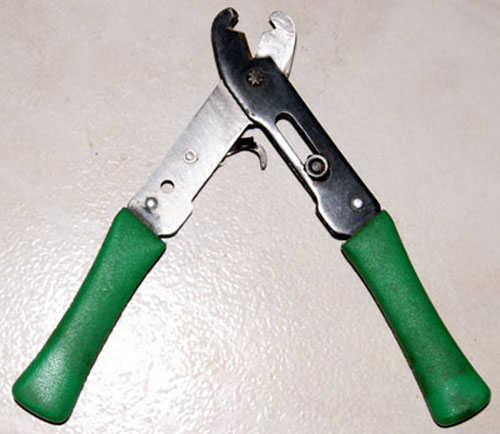 Cisaillr &agrave; capillaires.